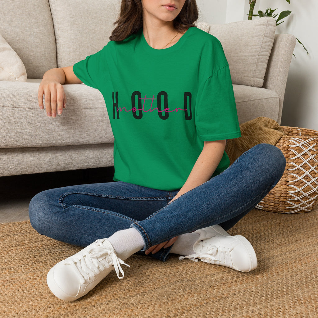 Hood Mum T-Shirt — Trendy 'HOOD' Script Graphic Tee for Mums